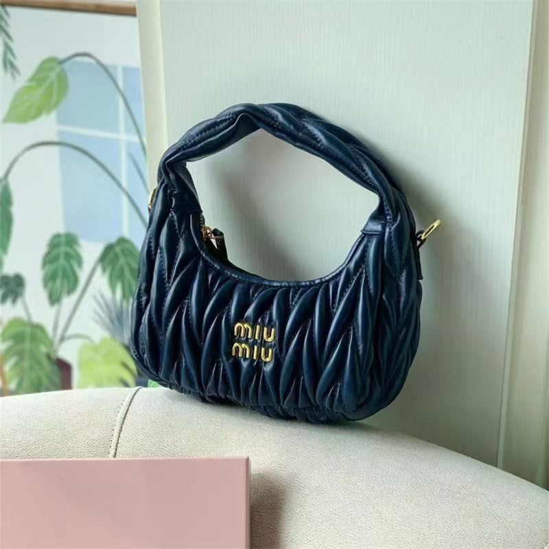 Wander Matelassé Nappa Leather Hobo Bag Small Size With Box